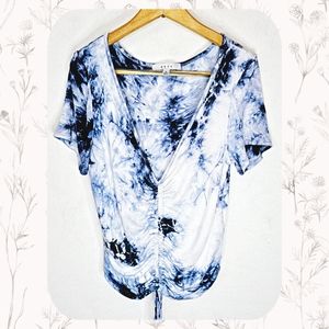 ⏰GONE 1/17!! *NWOT* Gaze Blue Tie Dye Tie Front Top size Medium